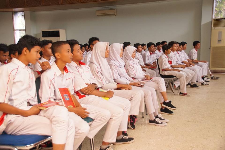 Kunjungan SMK Bisnis dan Teknologi Bekasi